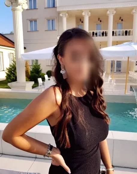 Marloes, 29