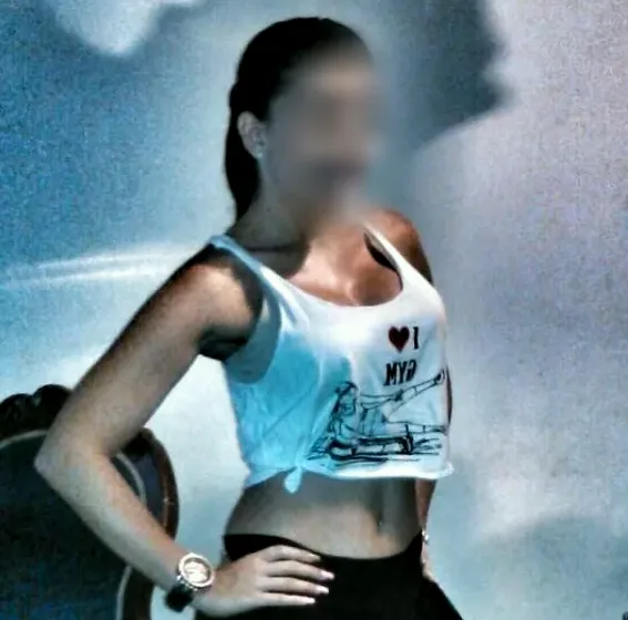 Naima, 40