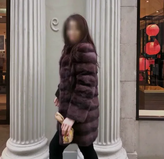 Sandra, 31