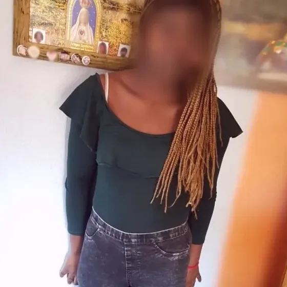 Sofia, 36
