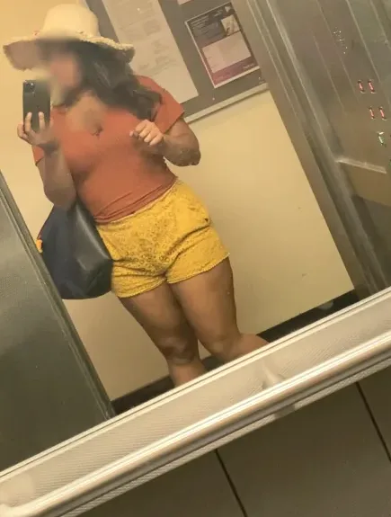 Wendy, 34