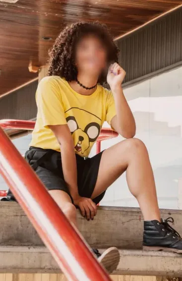 Wendy, 28